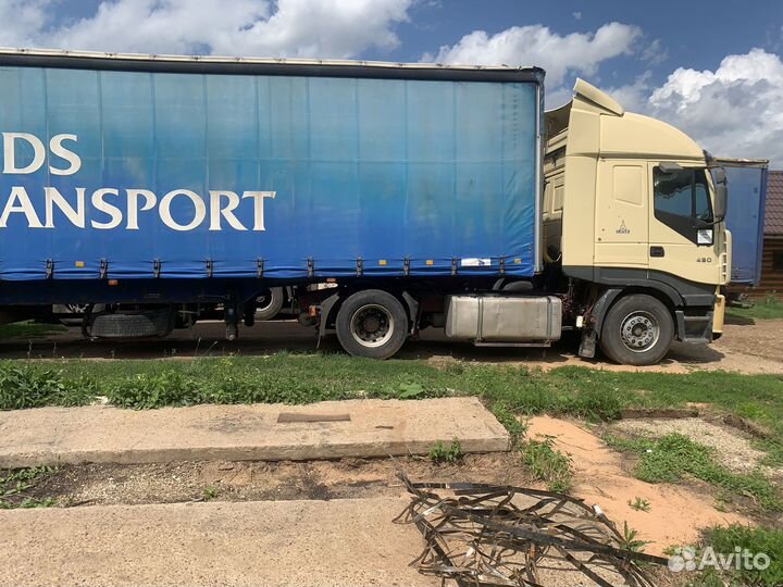 IVECO Stralis с полуприцепом, 2003