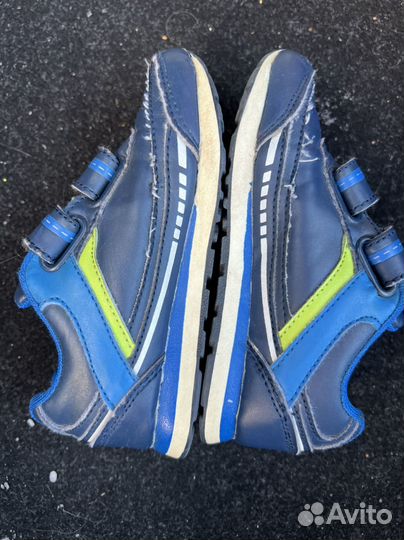 Кроссовки 26-27