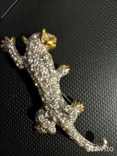 Swarovski брошь
