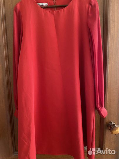 Платье женское