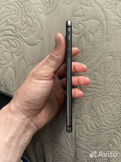 iPhone 8 Plus, 64 ГБ