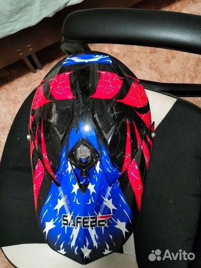 Красивый шлем