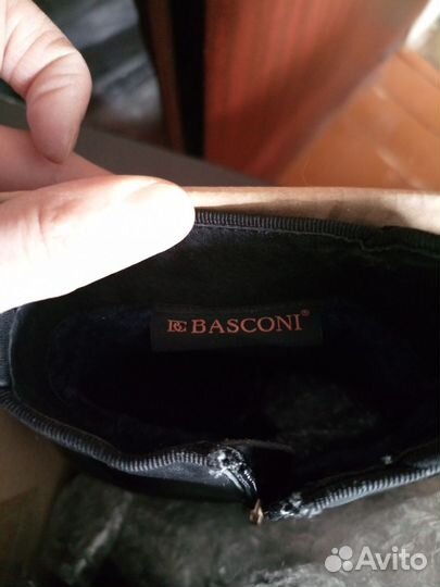 Новые Basconi ботильоны39 зима