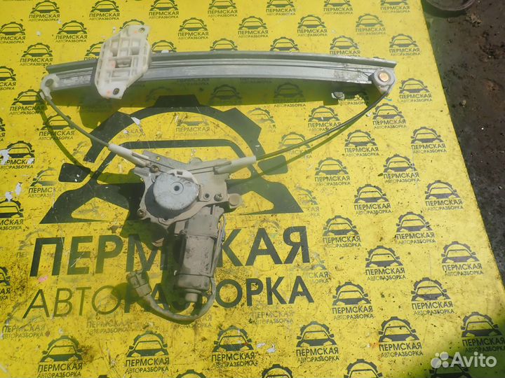 Стеклоподъемник передний правый Daewoo Leganza