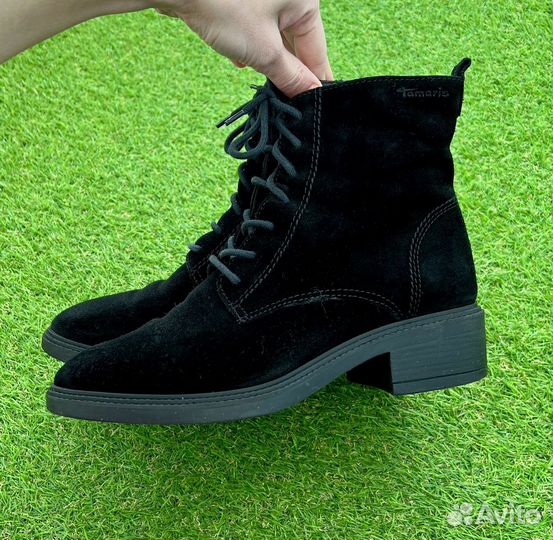 Ботинки демисезонные замшевые Tamaris 39
