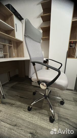 Компьютерное кресло