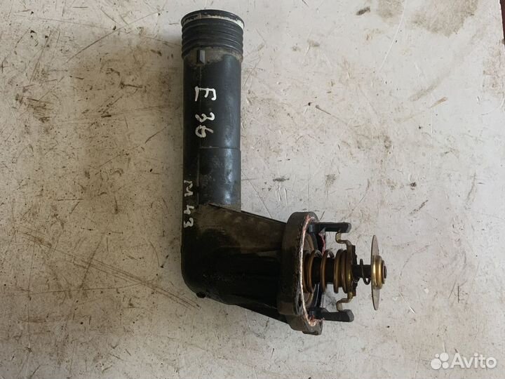 Корпус термостата BMW