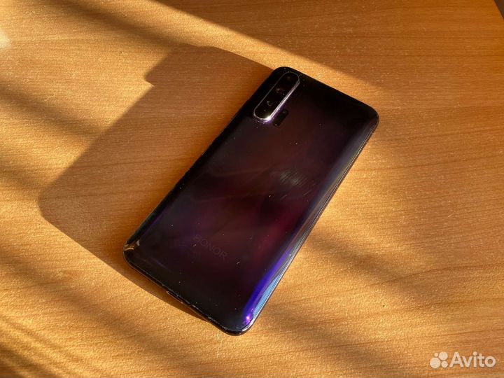 Телефон Honor 20 pro