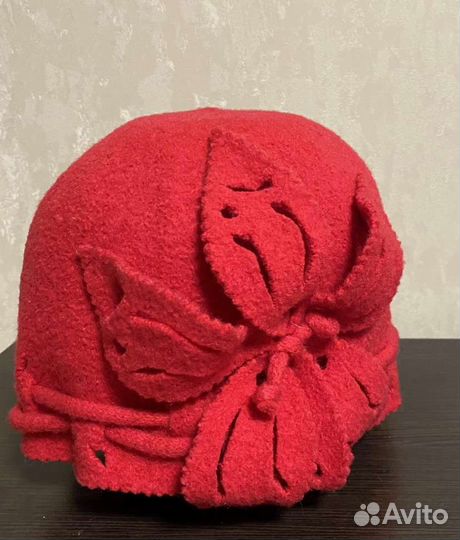 Шапочка женская из тонкого фетра