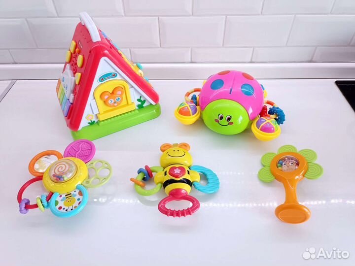 Развивающие игрушки пакетом