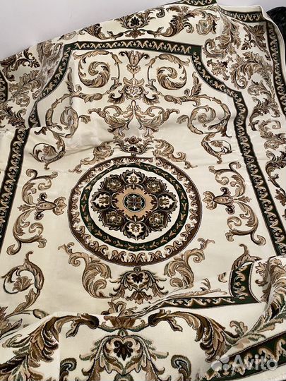 Ковер жаккардовый,двуполотный