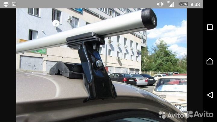 На Hyundai Sonata 5/NF багажник на крышу