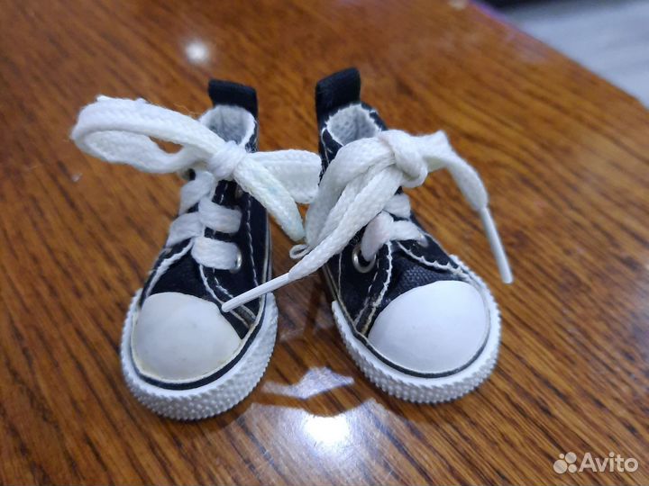 Кеды на куклу