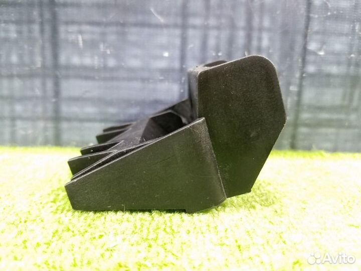 Крепление радиатора Bmw X5 E53 M54 2001