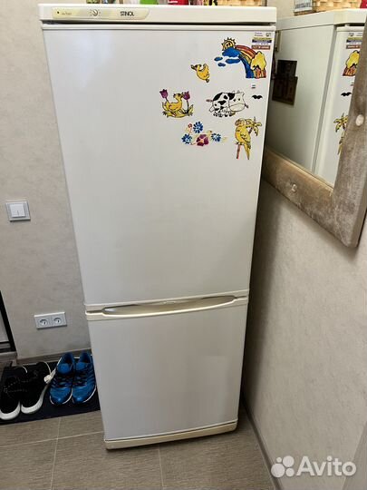 Холодильник бу Stinol