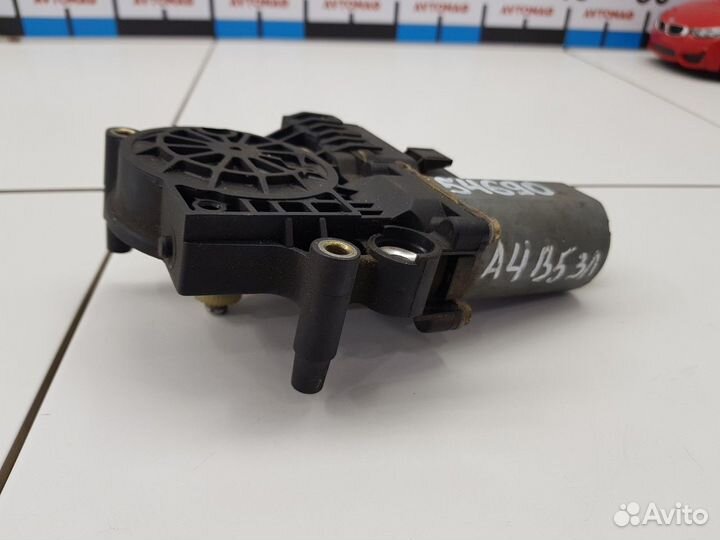 Моторчик стеклоподъемника задний левый (Audi A4)