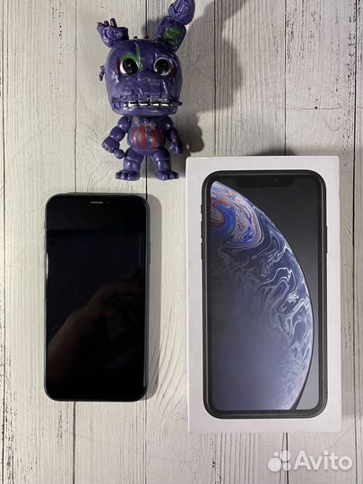 iPhone Xr, 64 ГБ