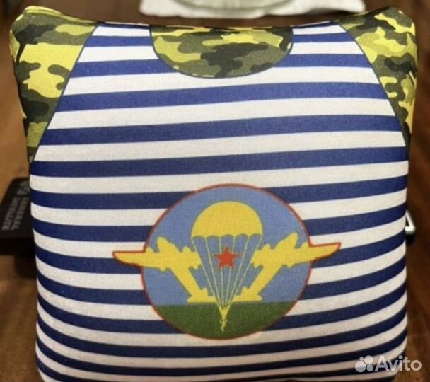 Декаративная подушка на вдв