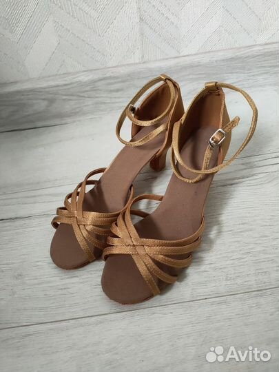 Туфли для танцев новые