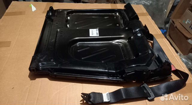 Каркас спинки сиденья левого bmw e81 3d