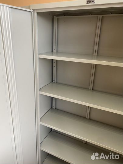 2 Шкафа металлические архивные с замками и ключами