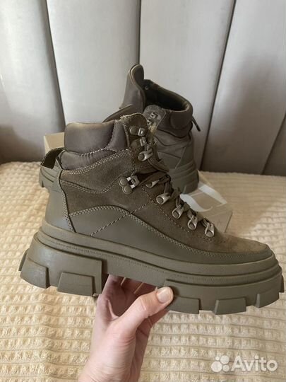 Ботинки Zara 41