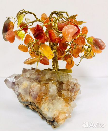 Дерево счастья. Камень