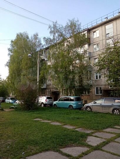 4-к. квартира, 60 м², 5/5 эт.