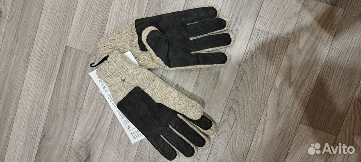 Перчатки 