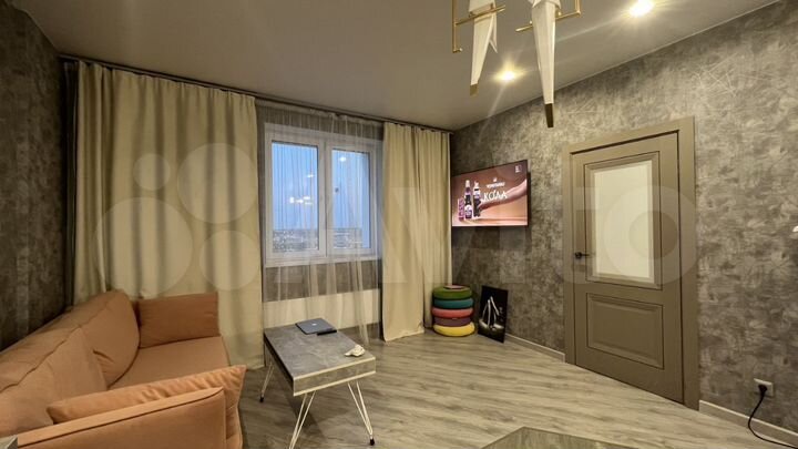 2-к. квартира, 42 м², 22/25 эт.