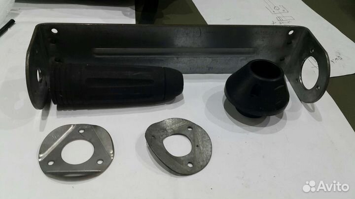 Крепление противовесов антенны