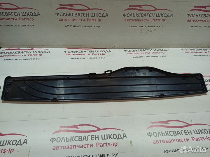 Крышка воздухозаборника VAG Skoda 5q0129954h