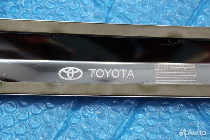 Хром молдинг двери Corolla 180 задний левый NEW