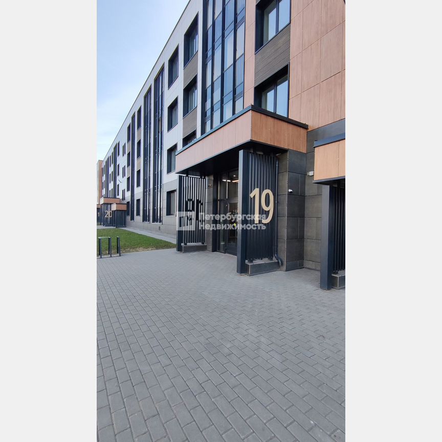 1-к. квартира, 33 м², 4/4 эт.