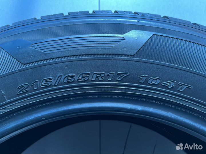 Nexen Roadian CT8 215/65 R17