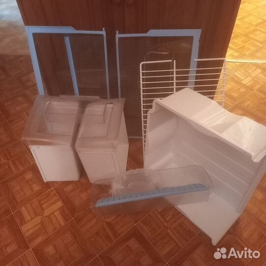 Запчасти к холодильнику indesit