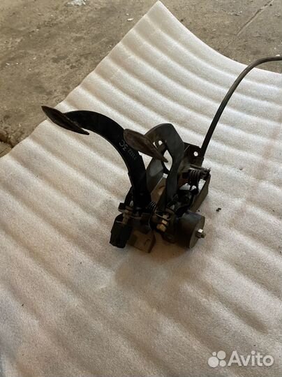 Педальный узел subaru impreza левый руль