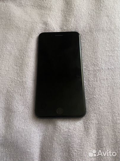 iPhone 8 Plus, 64 ГБ