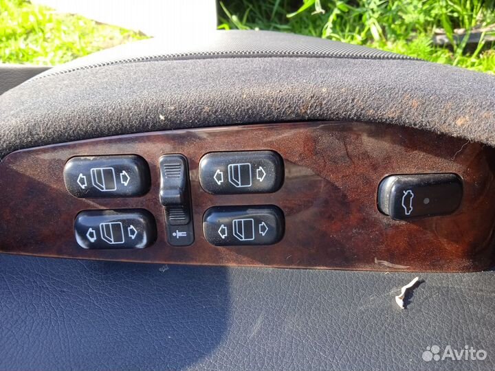 Блок Mercedes W220