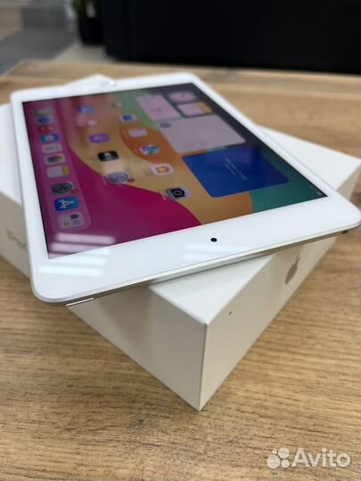 iPad 5 mini 64GB Wi-Fi