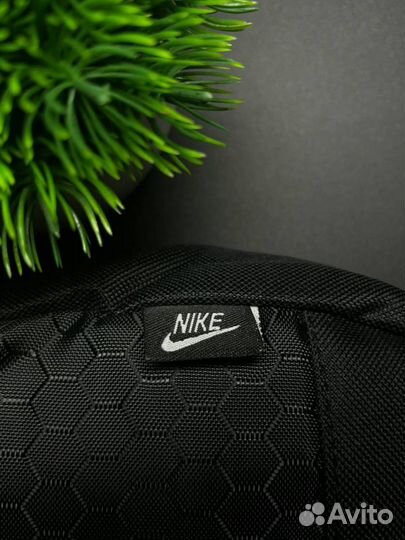 Сумка Nike через плечо