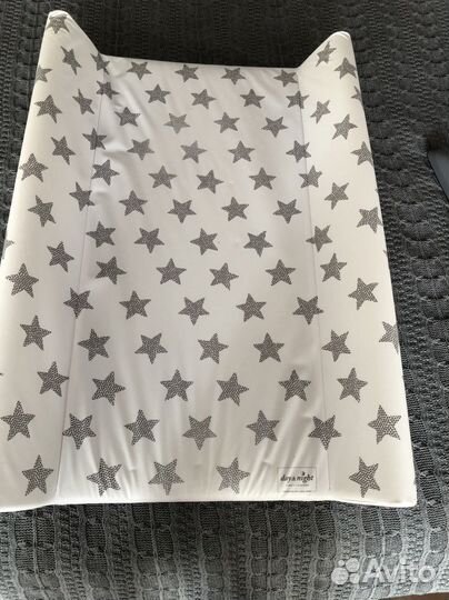 Пеленальная доска на комод