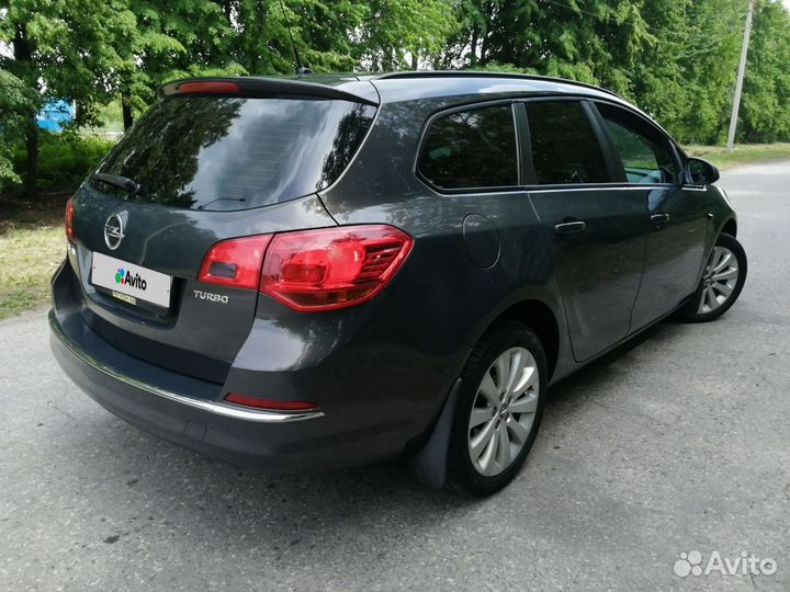 Opel Astra 1.4 МТ, 2014, 129 000 км