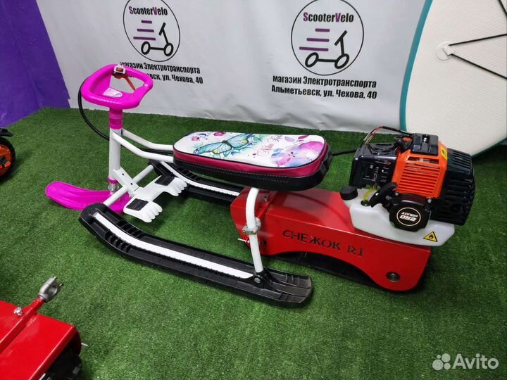 Бензиновый снегокат Снежок