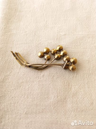 Брошь СССР молотобоец