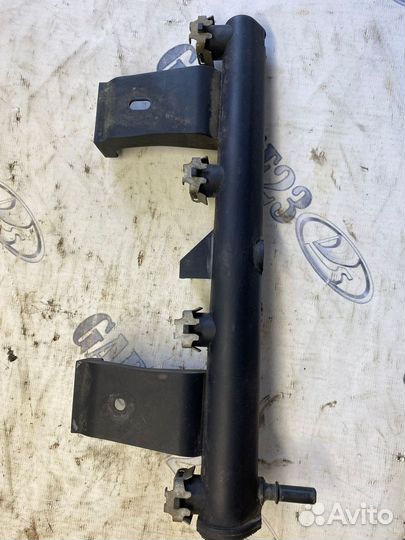 Топливная рампа Peugeot 307