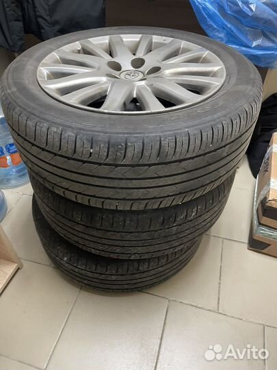 Колеса Toyota r 17 летние шины toyo 215/55/17