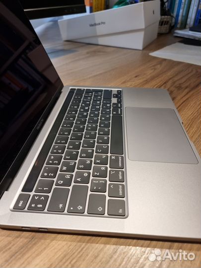 Apple macbook pro 13-inch 2020,32, 1 TB