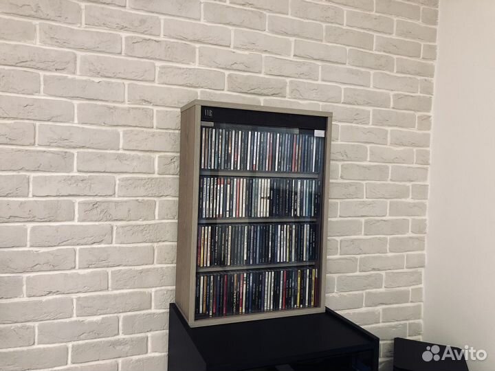 Стеллаж навесной для CD VVR Audio