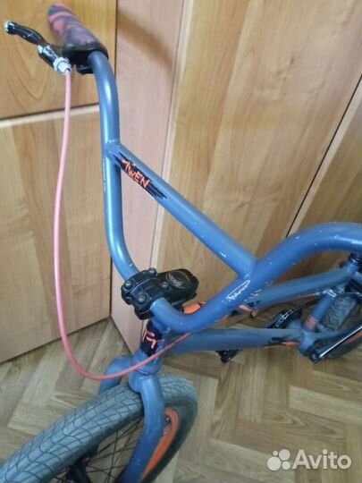 Трюковой велосипед bmx